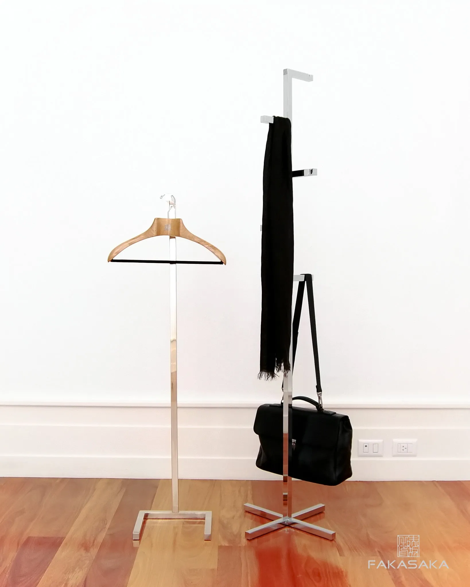 FA14 COAT RACK<br><br>CHROMED