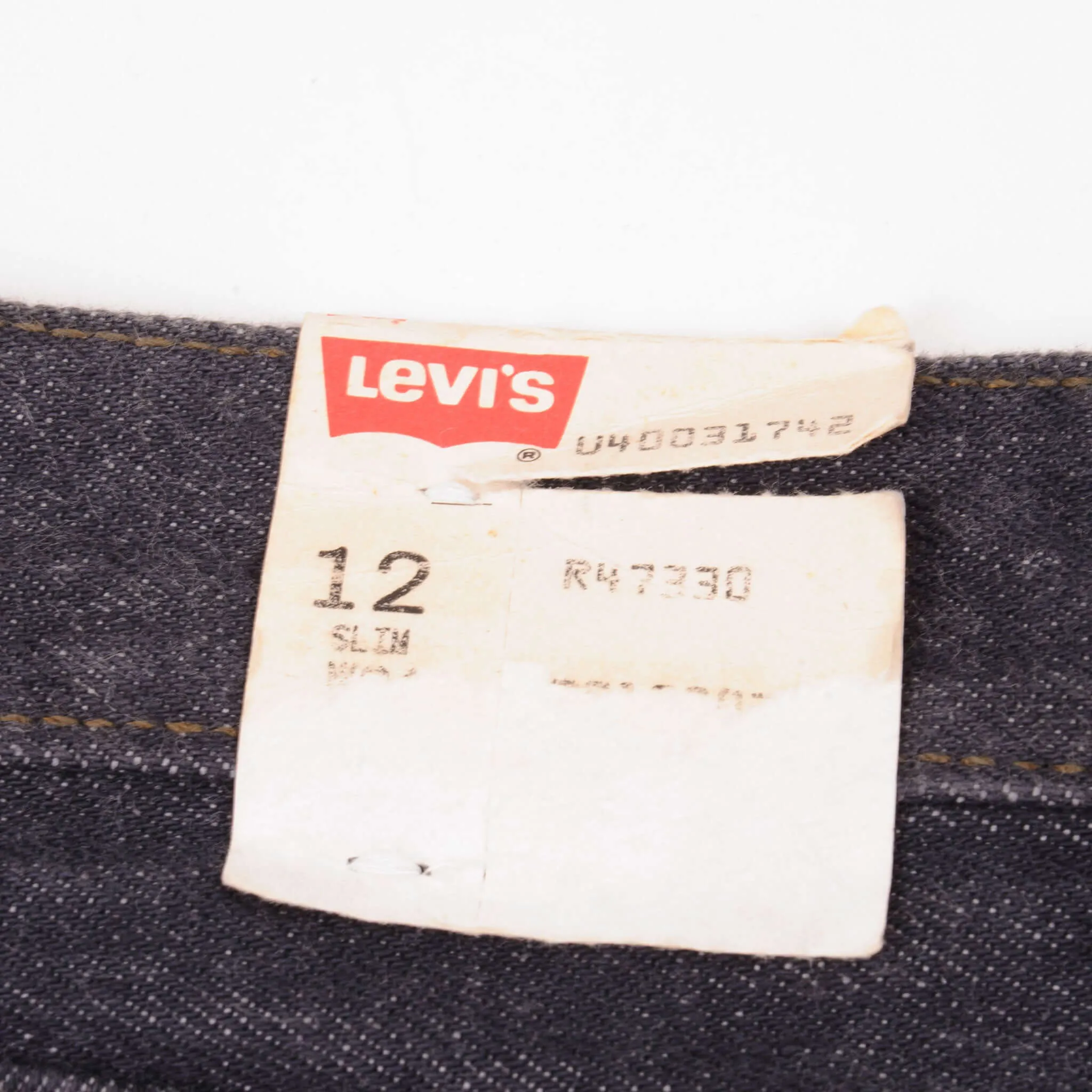 VINTAGE LEVIS 501 PRESHRUNK JEANS 1984 SIZE 24X26 1/2 W24 L26 1/2 MADE IN USA DEADSTOCK